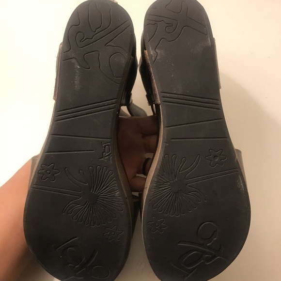 OTBT Bushnell Wedge Sandals - Picture 4 of 4